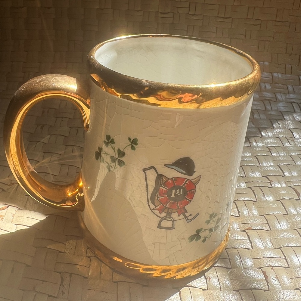 Irish Porcelain Pottery Mug Carrigaline Equestrian with Gold Accents Vintage - Picture 3 of 7
